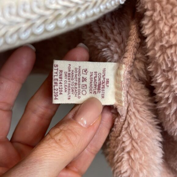 Hem & Thread oversized sherpa in Blush Pink - Picture 2 of 3